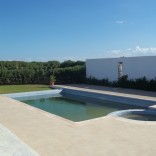 A louer une grande villa avec piscine à La Soukra