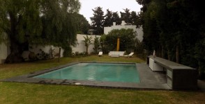 A louer villa avec jardin et  psicine