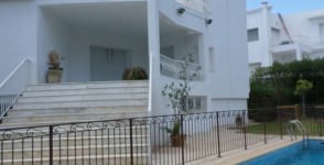 A louer villa haut standing avec piscine