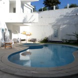 A louer villa de maître très haut standing sur 03 niveaux