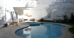 A louer villa de maître très haut standing sur 03 niveaux