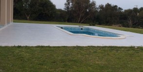 A louer villa richement meublée avec piscine