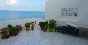 A louer étage de villa meublé vue sur mer