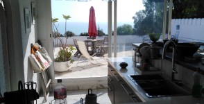 A louer appartement de charme avec terrasse vue mer