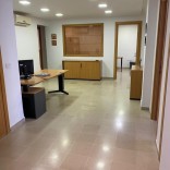 A vendre un appartement à usage professionnel